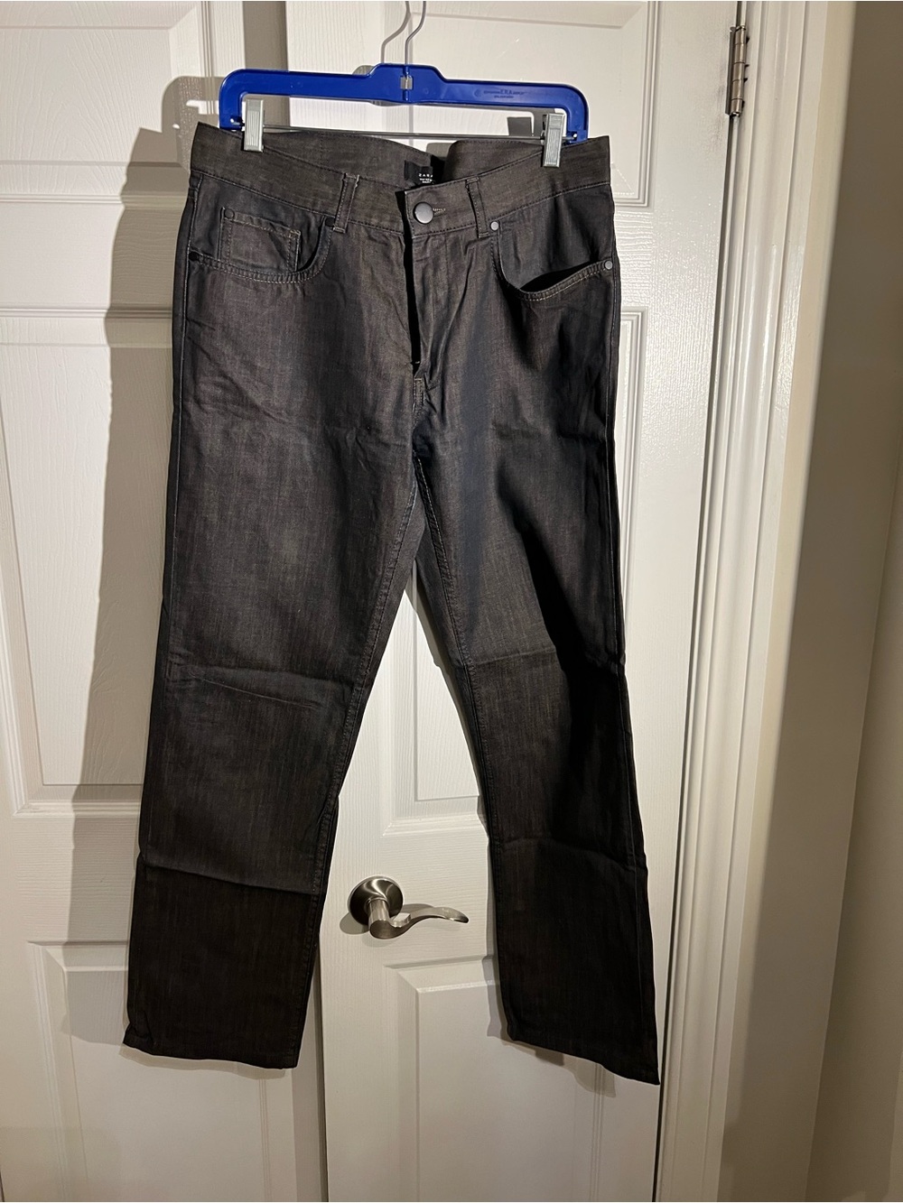 Zara Men's Straight Jeans in Dark Gray